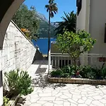 亚斯米娜公寓酒店 *